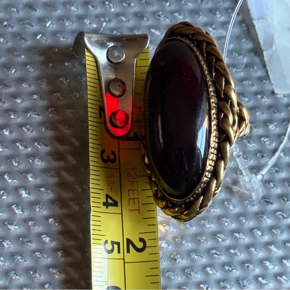 Alexander McQueen large red gemstone ring - Picture 6 of 7